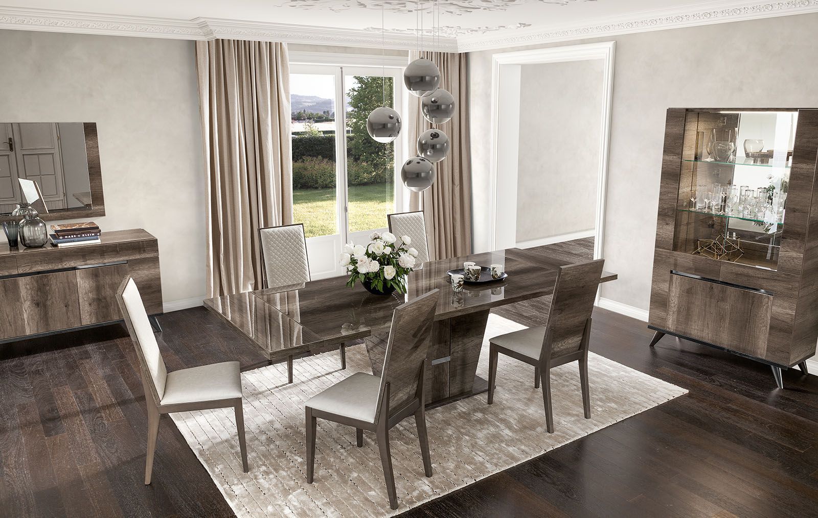 Стол Medea + 4 стула Medea