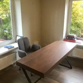 Стол письменный Sydney, орех/черный