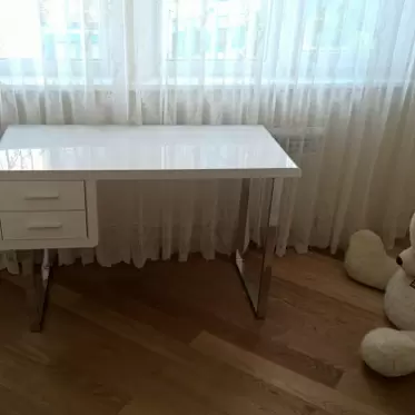 Стол письменный Poesy, белый IMG-20190725-WA0018