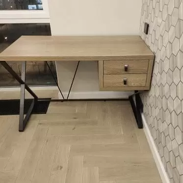 Стол письменный Brendan, дерево/черный