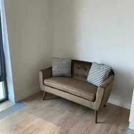 Диван Florence 2-х местный, коралловый/орех