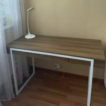 Стол письменный Ego, орех/белые ножки