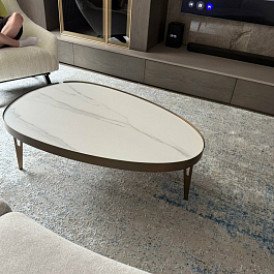 Стол журнальный Zelda (110), белый камень/бронза