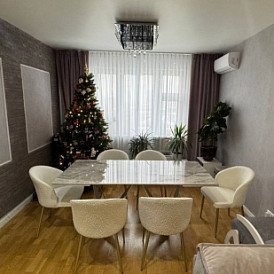 Стол Wilhelm + 4 стула Emma