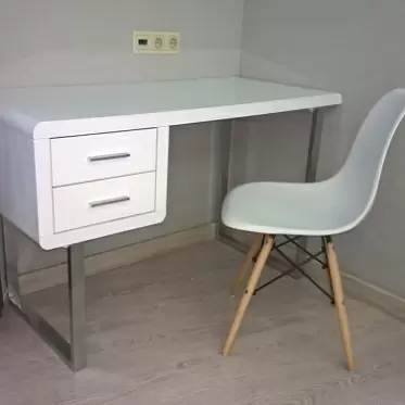 Стол письменный Poesy, белый OK-IMG-20180927-WA0010