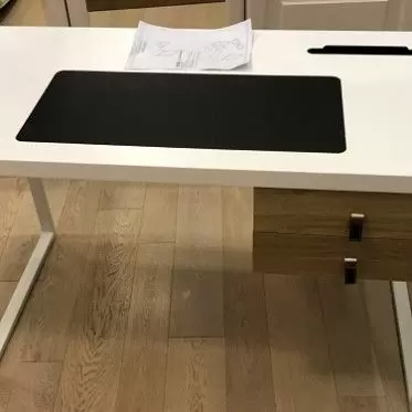 Стол письменный Jacklyn, орех/белый