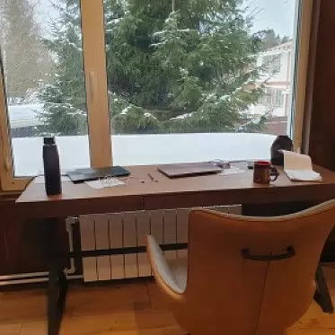 Стул Jess, стол Sydney Yandex