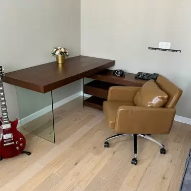 Стол письменный Attica, орех IMG-20210409-WA0018.jpg