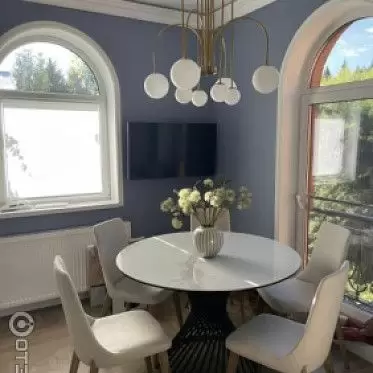 Стол раскладной Tornado 120-180, белая керамика/черный