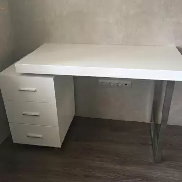 Стол письменный Ashby, белый IMG-20190716-WA0013