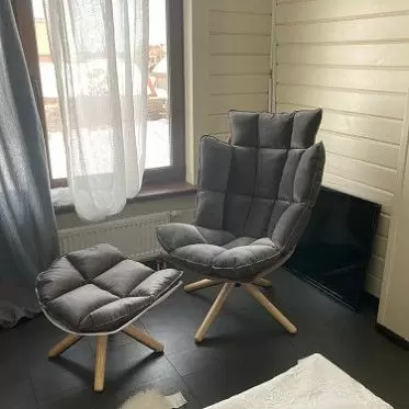 Кресло с оттоманкой в стиле Husk, коричневый