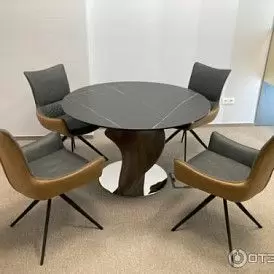 Стол Niagara + 4 бежевых стула Emma