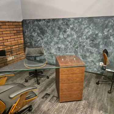 Стол San Francisco, кресло Harvey, кресло Benjamin - Yandex