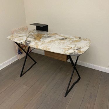 Стол письменный Marcus IMG-20250110-WA0018