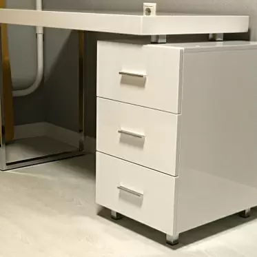 Стол письменный Ashby, белый IMG-20190905-WA0063