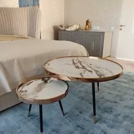 Стол журнальный Carla (90), белая керамика/розовое золото