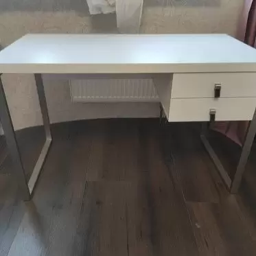 Стол письменный James, белый