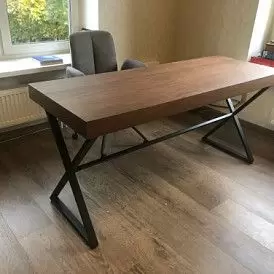 Стол письменный Sydney, орех/черный