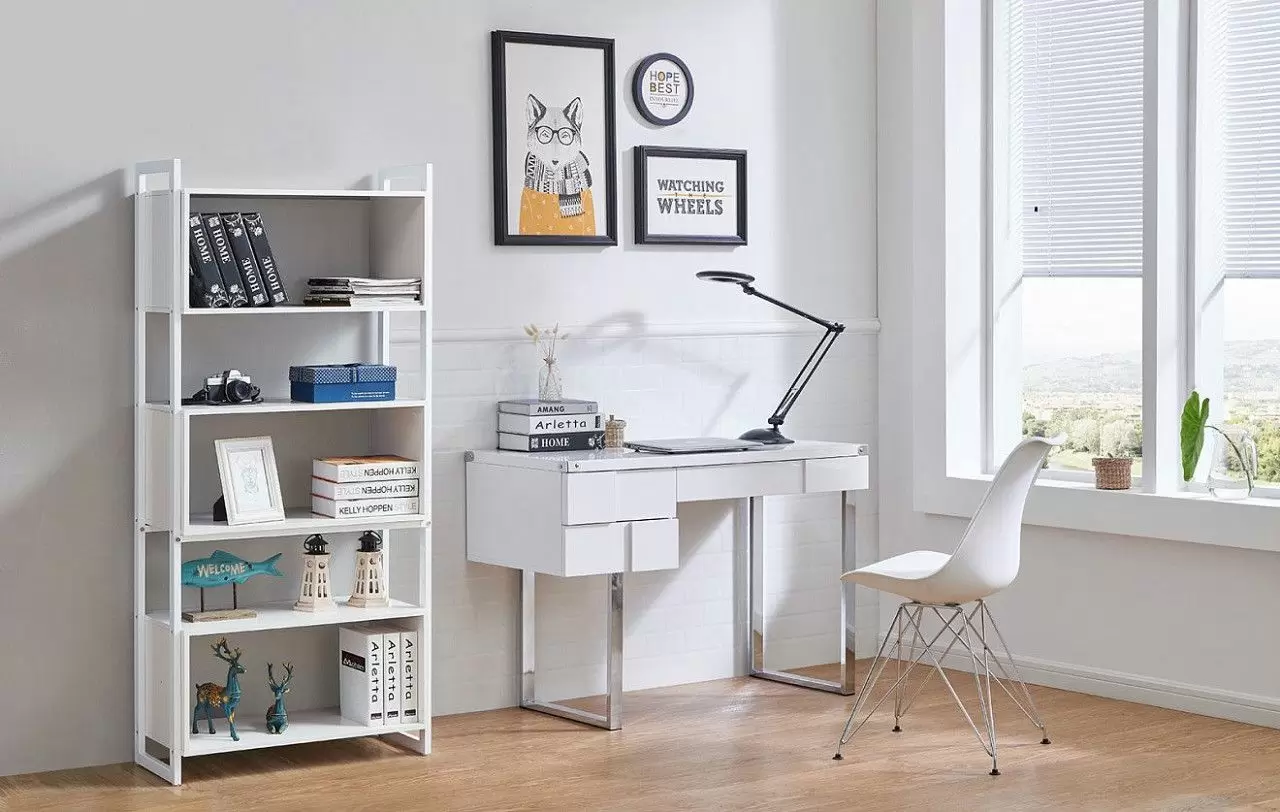 ТОП-20 письменных столов в личный кабинет