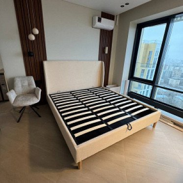 Кровать Carrera, стул Nevill 5301050290192716090